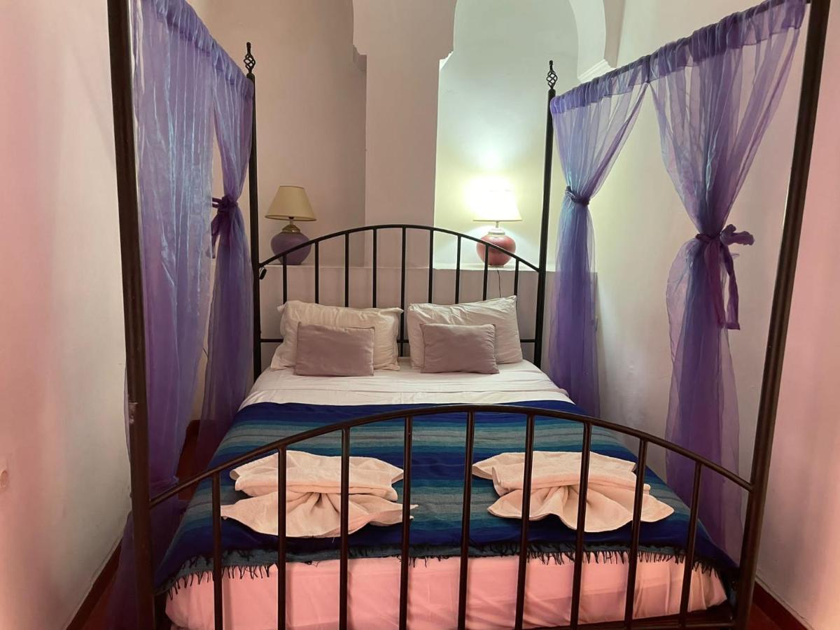 Riad Dar Lilas Marrakesch Exterior foto