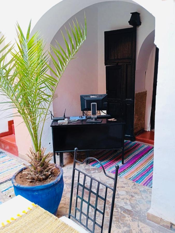 Riad Dar Lilas Marrakesch Exterior foto