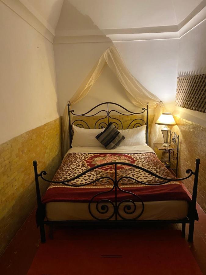 Riad Dar Lilas Marrakesch Exterior foto