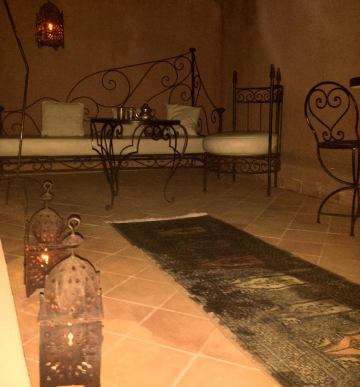 Riad Dar Lilas Marrakesch Exterior foto