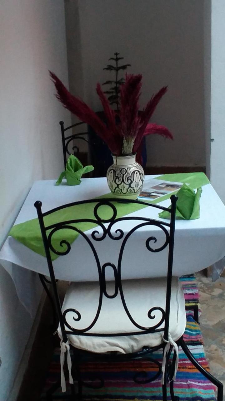 Riad Dar Lilas Marrakesch Exterior foto