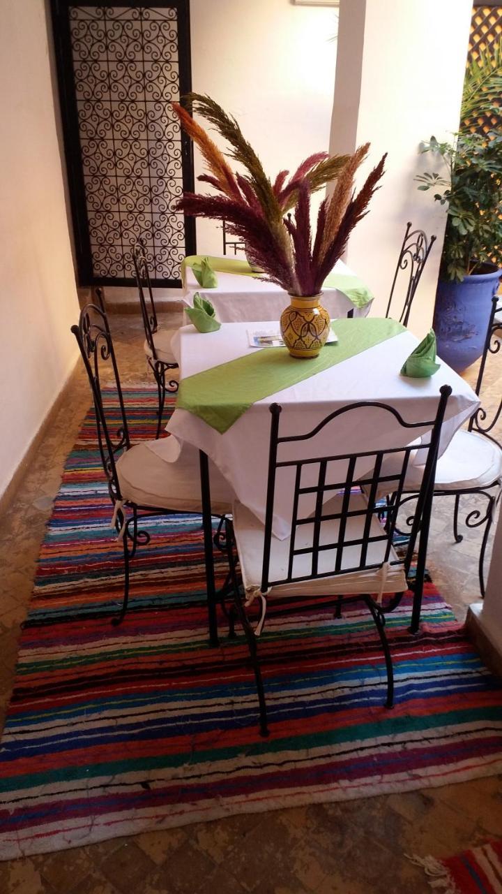 Riad Dar Lilas Marrakesch Exterior foto