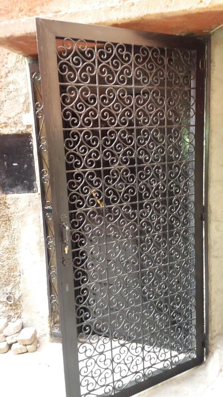 Riad Dar Lilas Marrakesch Exterior foto